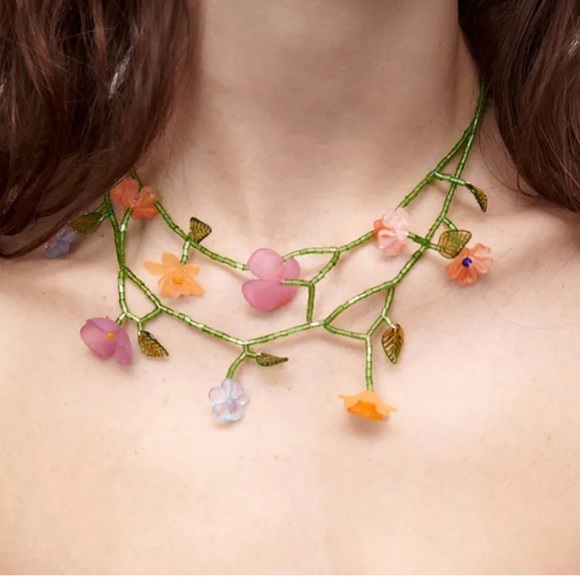 NWT. Zara Colorful Floral Necklace. - Picture 7 of 9